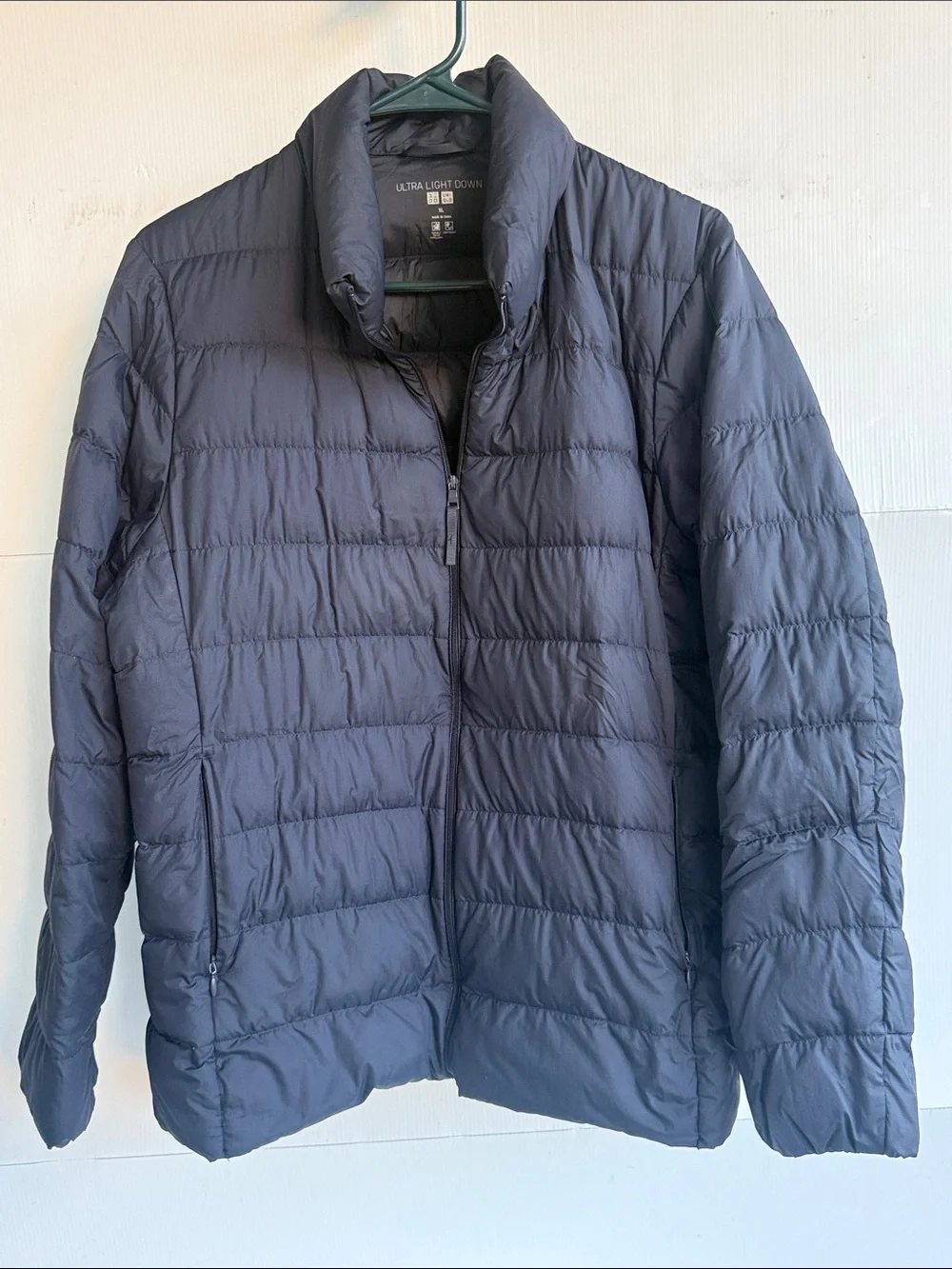Uniqlo XL Black Ultra Light Down Packable Puffer Jacket